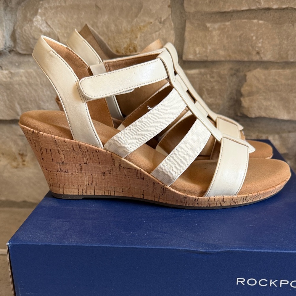 NWT Rockport Ivory and Cork Wedge Sandals